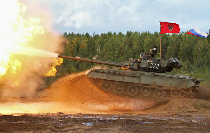 T-80 vừa bay vừa bắn cực kỳ ấn tượng T-80 vừa bay vừa bắn cực kỳ ấn tượng