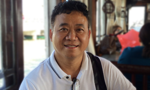 Ông Đặng Thành Tâm chia sẻ từng lo đến bạc tóc để tính kế thoát nợ. Ông Đặng Thành Tâm chia sẻ từng lo đến bạc tóc để tính kế thoát nợ.