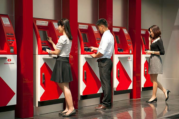 Chứng chỉ PCI DSS 2016 một lần nữa khẳng định vị trí dẫn đầu thị trường của Techcombank trong các dịch vụ Thẻ. Chứng chỉ PCI DSS 2016 một lần nữa khẳng định vị trí dẫn đầu thị trường của Techcombank trong các dịch vụ Thẻ.