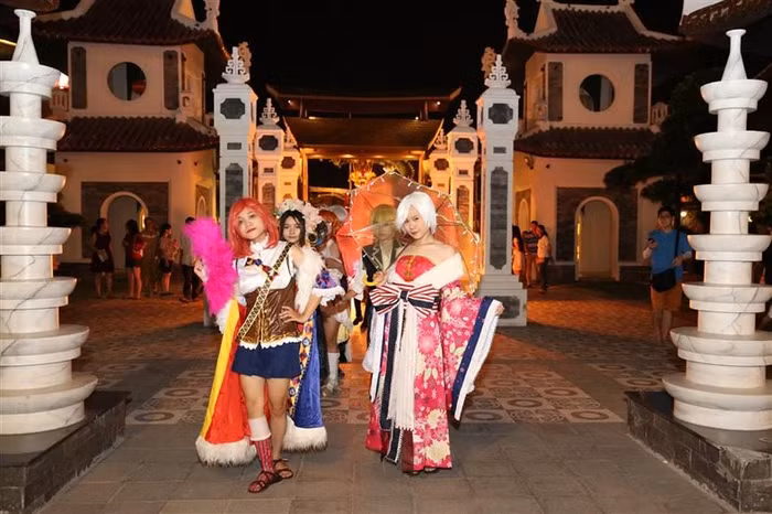 Trình diễn cosplay.