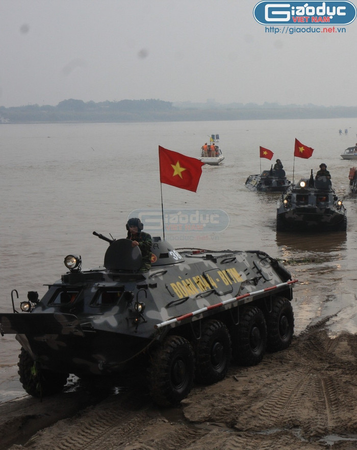 Phân đội Thiết giáp 3 của Đoàn M44 – Bộ Tổng Tham mưu tham gia diễn tập Phân đội Thiết giáp 3 của Đoàn M44 – Bộ Tổng Tham mưu tham gia diễn tập