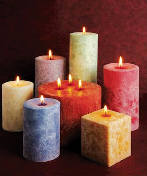 1. Nến thơm: Còn gì tuyệt vời hơn với căn phòng tràn ngập ánh nến lung linh hòa quyện cùng mùi thơm lãng mạn trong ngày lễ Tình nhân. Giá: 5.000đ -300.000đ/sản phẩm. Địa chỉ: 645/25 Nguyễn Oanh, P.17, Q.Gò Vấp, TP.HCM, ĐT: 08 39844883. 1. Nến thơm: Còn gì tuyệt vời hơn với căn phòng tràn ngập ánh nến lung linh hòa quyện cùng mùi thơm lãng mạn trong ngày lễ Tình nhân. Giá: 5.000đ -300.000đ/sản phẩm. Địa chỉ: 645/25 Nguyễn Oanh, P.17, Q.Gò Vấp, TP.HCM, ĐT: 08 39844883.