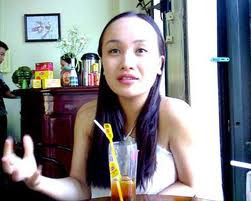 Diễn viên chèo Thu Huyền. Diễn viên chèo Thu Huyền.