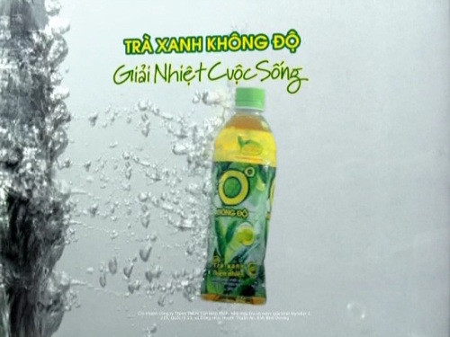 Trà txanh không độ, một trong những loại nước uống đóng chai Tân Hiệp Phát được sản xuất theo công nghệ hiện đại nhập từ châu Âu. Trà txanh không độ, một trong những loại nước uống đóng chai Tân Hiệp Phát được sản xuất theo công nghệ hiện đại nhập từ châu Âu.