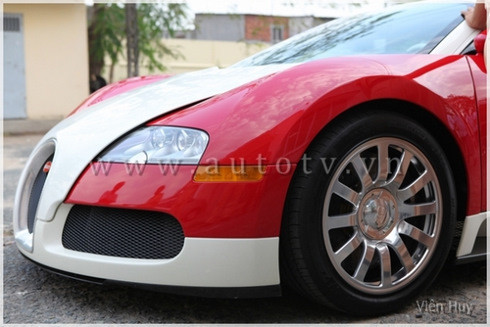 Mẫu xe thể thao có khả năng đạt tốc độ trên 400 km/h, tăng tốc từ 0 lên 100 km/h trong 2,2 giây là nhờ có được công suất 1.001 mã lực, mô-men xoắn 1.250 Nm từ khối động cơ 16 xi-lanh chiều dài 710 mm, trọng lượng 400 kg, không lớn hơn loại V12 truyền thống. Mẫu xe thể thao có khả năng đạt tốc độ trên 400 km/h, tăng tốc từ 0 lên 100 km/h trong 2,2 giây là nhờ có được công suất 1.001 mã lực, mô-men xoắn 1.250 Nm từ khối động cơ 16 xi-lanh chiều dài 710 mm, trọng lượng 400 kg, không lớn hơn loại V12 truyền thống.