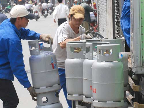 Tại các doanh nghiệp đầu mối, lượng tiêu thụ gas cũng giảm mạnh.