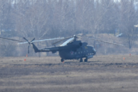 Hình ảnh mới nhất chụp hôm 3/4/2014 cho thấy các trang bị quân sự của Nga tập kết ở Belgorod ngay sát biên giới Ucraine. Hình ảnh do các nhân chứng cung cấp