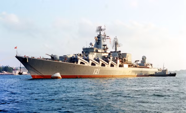 Tuần dương hạm tên lửa Moskva