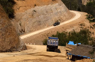 Một đoạn đường tuần tra biên giới khu vực huyện Sốp Cộp, tỉnh Sơn La