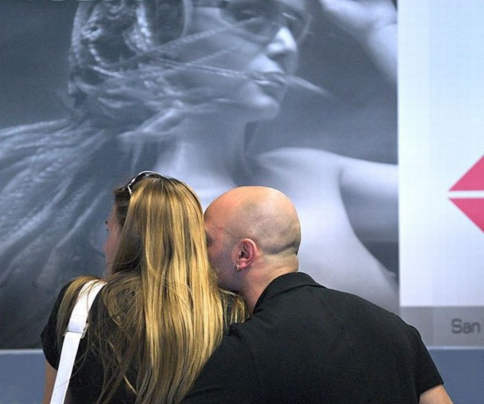 Những nụ hôn lãng mạn trên phố phường Moscow ảnh 24 Những nụ hôn lãng mạn trên phố phường Moscow ảnh 24