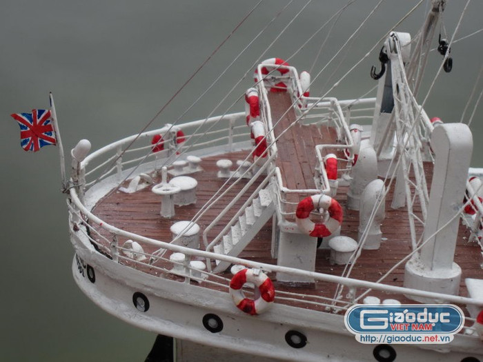 Phần đuôi tàu nơi Jack Dawson cứu Rose DeWitt Bukater trong phim Titanic