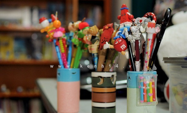 Để có được bộ sưu tập đa dạng, phong phú như hôm nay thì không chỉ mỗi Trang tìm kiếm và sưu tập mà còn có cả sự giúp đỡ và ủng hộ nhiệt tình của gia đình, bạn bè nữa. Để có được bộ sưu tập đa dạng, phong phú như hôm nay thì không chỉ mỗi Trang tìm kiếm và sưu tập mà còn có cả sự giúp đỡ và ủng hộ nhiệt tình của gia đình, bạn bè nữa.