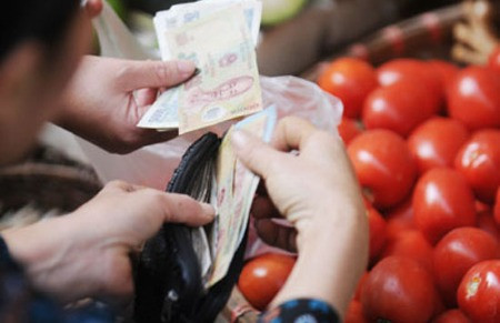 Giá nhiều loại thực phẩm giảm mạnh, hỗ trợ CPI tháng 10 chỉ tăng thấp. Giá nhiều loại thực phẩm giảm mạnh, hỗ trợ CPI tháng 10 chỉ tăng thấp.