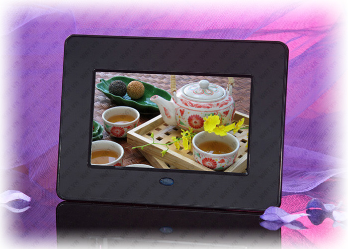 khung ảnh thông minh này được xem là món quà lạ cho ngày lễ đặc biệt – phụ nữ Việt Nam. khung ảnh thông minh này được xem là món quà lạ cho ngày lễ đặc biệt – phụ nữ Việt Nam.