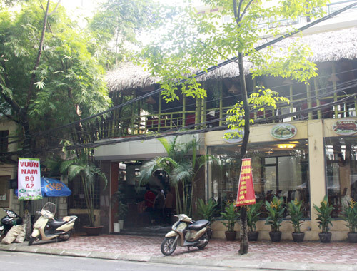 Nhà hàng Vườn Nam Bộ. Nhà hàng Vườn Nam Bộ.