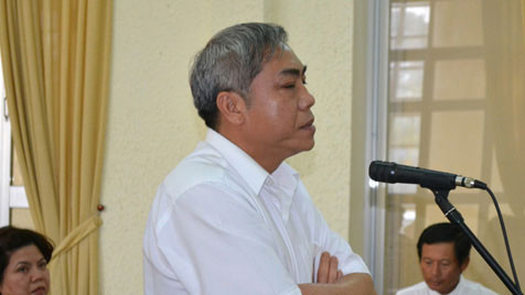 Bị cáo Phan Thành Chính trước vành móng ngựa Bị cáo Phan Thành Chính trước vành móng ngựa