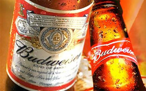 Budweiser là một trong những thương hiệu nổi nhất của AB InBev. Budweiser là một trong những thương hiệu nổi nhất của AB InBev.