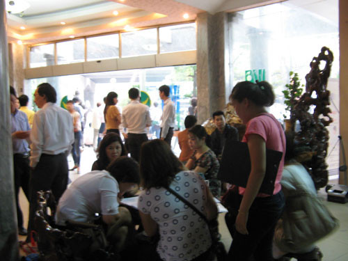 Thông tin xôn xao Công ty Xây dựng tư nhân số 1 Lai Châu bán khống căn hộ tầng 40 khiến nhiều người nghi ngại Thông tin xôn xao Công ty Xây dựng tư nhân số 1 Lai Châu bán khống căn hộ tầng 40 khiến nhiều người nghi ngại