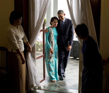 Tổng thống Mỹ Obama và bà Aung San Suu Kyi Tổng thống Mỹ Obama và bà Aung San Suu Kyi