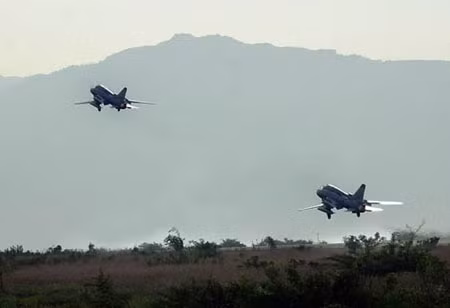 Biên đội máy bay Trung đoàn 937 xuất kích thực hiện nhiệm vụ