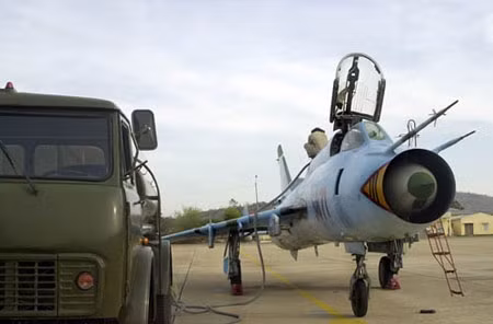 Chuẩn bị trước ban bay tại Trung đoàn 937