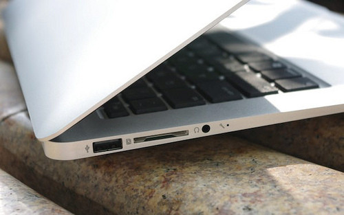 MacBook Air "nhái" giá chỉ hơn 8 triệu đồng ảnh 7 MacBook Air "nhái" giá chỉ hơn 8 triệu đồng ảnh 7
