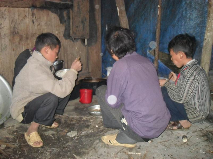 Chui vào bếp ăn cho ấm! Chui vào bếp ăn cho ấm!