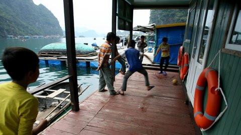 Lênh đênh con chữ giữa lòng biển khơi ảnh 13 Lênh đênh con chữ giữa lòng biển khơi ảnh 13