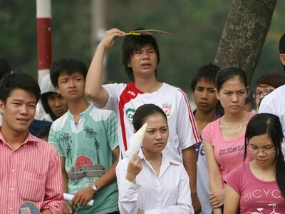 Thí sinh dự thi vào ĐHQG Hà Nội năm 2008. Ảnh: Lê Anh Dũng