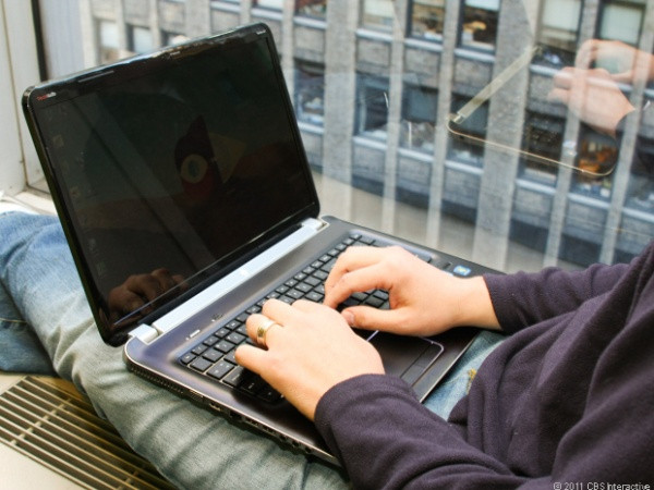 5 laptop có pin "khủng" nhất hiện nay ảnh 5 5 laptop có pin "khủng" nhất hiện nay ảnh 5