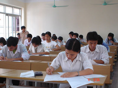 Học sinh giỏi sẽ phải thi cả bằng nói và thực hành ảnh 1 Học sinh giỏi sẽ phải thi cả bằng nói và thực hành ảnh 1
