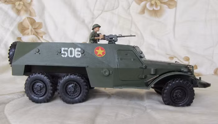 Mô hình xe bọc thép BTR-152 của Việt Nam Mô hình xe bọc thép BTR-152 của Việt Nam