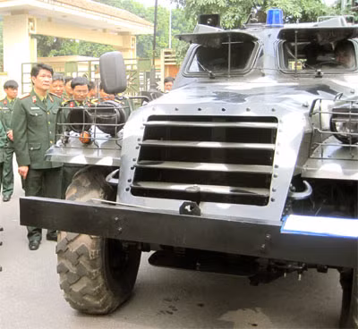 Xe thiết giáp chở bộ binh BTR-152 trong biên chế của Quân đội nhân dân Việt Nam