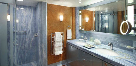 Mỗi phòng ngủ đôi có một phòng tắm và vệ sinh rộng rãi. Mỗi phòng ngủ đôi có một phòng tắm và vệ sinh rộng rãi.