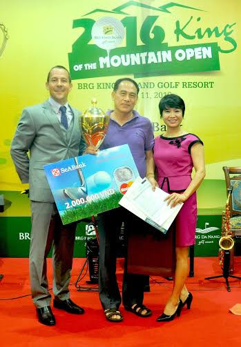 Giải đấu King of the Mountain Open mở màn cho các sự kiện chào mùa hè tại sân golf BRG Kings Island Golf Resort. Giải đấu King of the Mountain Open mở màn cho các sự kiện chào mùa hè tại sân golf BRG Kings Island Golf Resort.