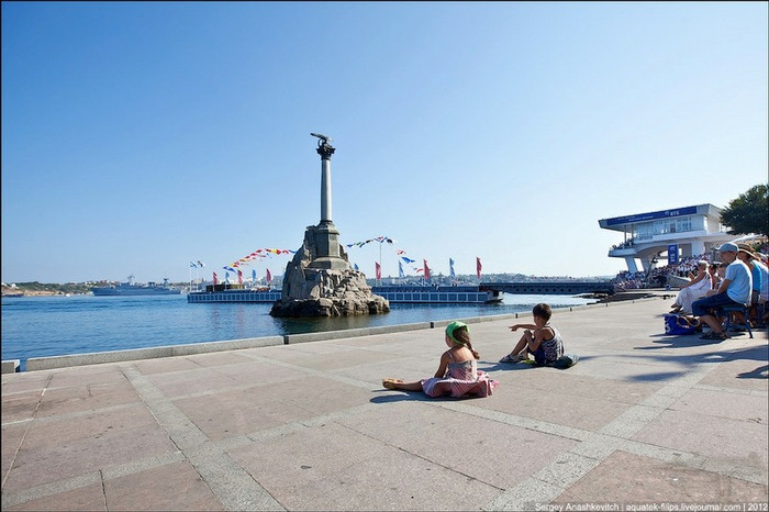 Những hình ảnh ấn tượng trong "Ngày Hải quân" tại Nga 29/7/2012