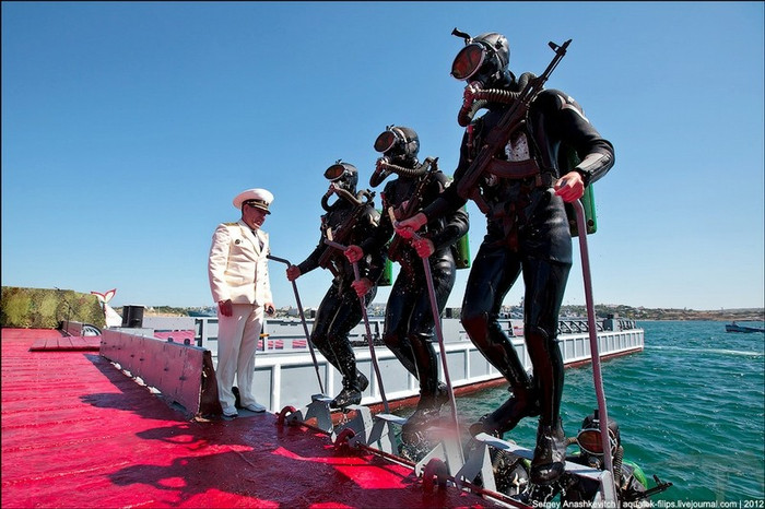 Những hình ảnh ấn tượng trong "Ngày Hải quân" tại Nga 29/7/2012