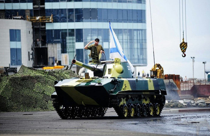 Những hình ảnh ấn tượng trong "Ngày Hải quân" tại Nga 29/7/2012