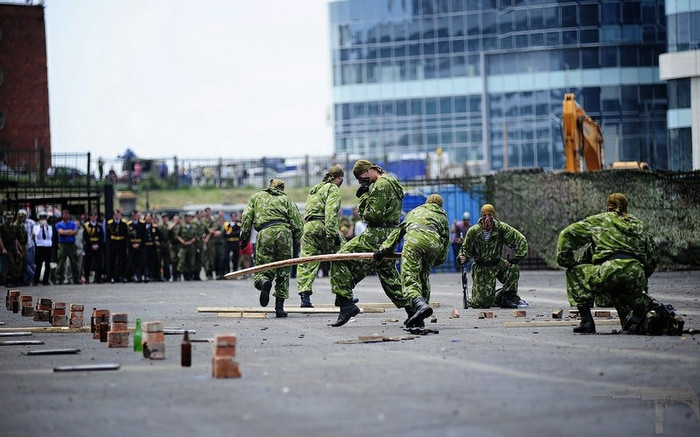 Những hình ảnh ấn tượng trong "Ngày Hải quân" tại Nga 29/7/2012