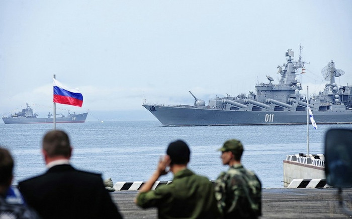 Những hình ảnh ấn tượng trong "Ngày Hải quân" tại Nga 29/7/2012