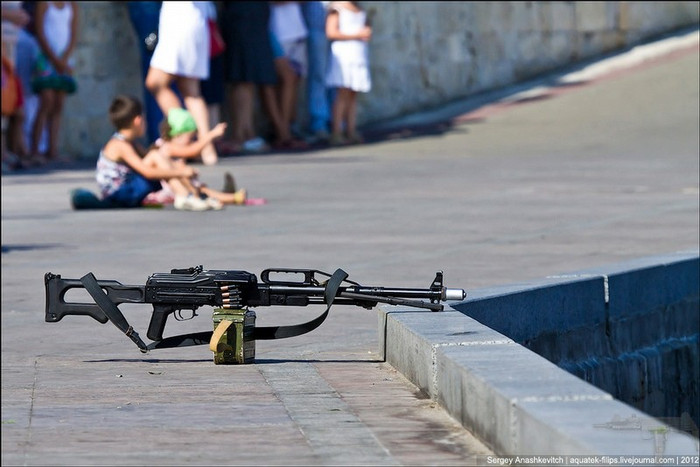 Những hình ảnh ấn tượng trong "Ngày Hải quân" tại Nga 29/7/2012