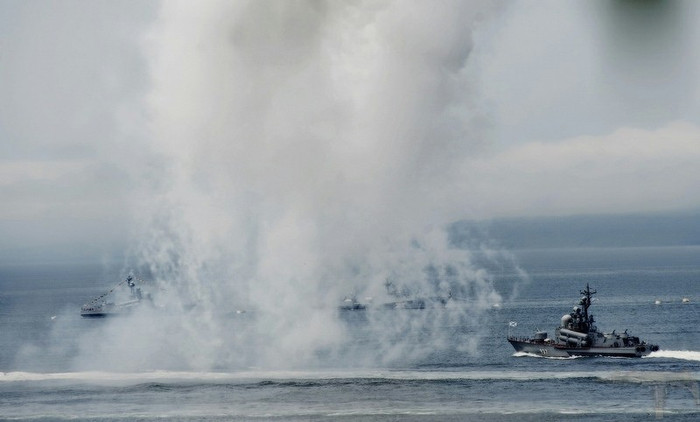 Những hình ảnh ấn tượng trong "Ngày Hải quân" tại Nga 29/7/2012