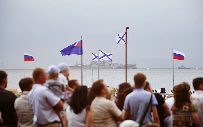 Những hình ảnh ấn tượng trong "Ngày Hải quân" tại Nga 29/7/2012