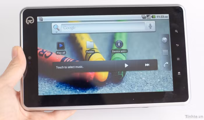 PI N002 có 2 phiên bản, bản thường và bản HD, khác nhau về độ phân giải màn hình. Bản thường màn hình là 800x480 còn bản HD là 1200x600.