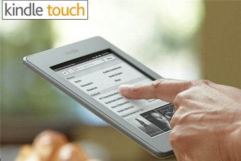 Kindle Touch, không cần nút bấm Hỗ trợ kết nối Wi-Fi và một tính năng mới được gọi là X-Ray cho phép bạn xem qua thông tin về một cuốn sách, các nhân vật hư cấu, nhân vật lịch sử, những địa điểm, hoặc các chủ đề và nhận những mô tả chi tiết của chúng từ Wikipedia và Shelfari. Thiết bị có dung lượng lưu trữ 4GB, kèm theo dịch vụ lưu trữ đám mây miễn phí của Amazon cho tất cả sách bạn mua. Kindle Touch, không cần nút bấm Hỗ trợ kết nối Wi-Fi và một tính năng mới được gọi là X-Ray cho phép bạn xem qua thông tin về một cuốn sách, các nhân vật hư cấu, nhân vật lịch sử, những địa điểm, hoặc các chủ đề và nhận những mô tả chi tiết của chúng từ Wikipedia và Shelfari. Thiết bị có dung lượng lưu trữ 4GB, kèm theo dịch vụ lưu trữ đám mây miễn phí của Amazon cho tất cả sách bạn mua.