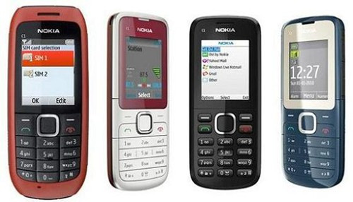 Nokia C1-00 và C2-00 có kiểu dáng khá đơn giản Nokia C1-00 và C2-00 có kiểu dáng khá đơn giản