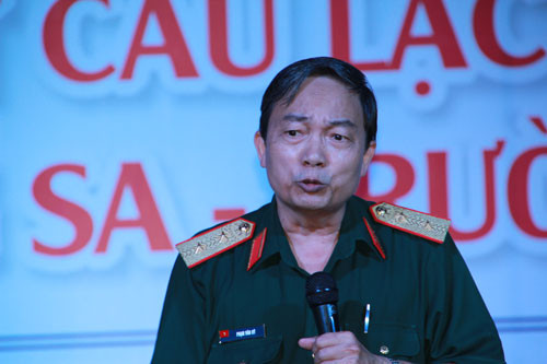 Trung tướng Phạm Văn Dỹ, Chính ủy Quân khu 7 Trung tướng Phạm Văn Dỹ, Chính ủy Quân khu 7