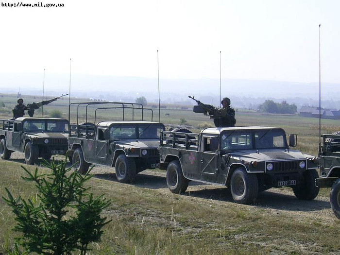 Tập trận “Đáp trả tương xứng 2011” diễn ra ở Chernivtsi, Ucraina Tập trận “Đáp trả tương xứng 2011” diễn ra ở Chernivtsi, Ucraina