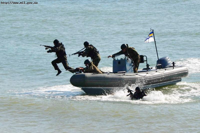 Tập trận “Đáp trả tương xứng 2011” diễn ra ở Odesa, Ucraina. Tập trận “Đáp trả tương xứng 2011” diễn ra ở Odesa, Ucraina.