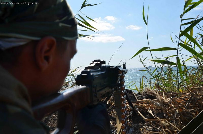 Tập trận “Đáp trả tương xứng 2011” diễn ra ở Odesa, Ucraina. Tập trận “Đáp trả tương xứng 2011” diễn ra ở Odesa, Ucraina.